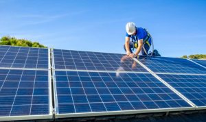 Installation et mise en production des panneaux solaires photovoltaïques à Poulx